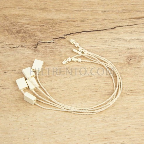 Marchamo reciclado plano crema, hilo etiquetar...