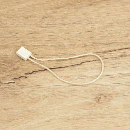 Marchamo reciclado plano crema, hilo etiquetar poliéster 14 cm - 1000 uds