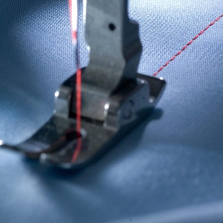 Hilo Gutermann Mara 100 - Bobina 5000 mts ref. 707708