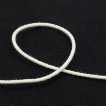 Cordón goma elástica 2 mm, redondo, algodón-caucho natural biodegradable color crudo - rollo 150 mts