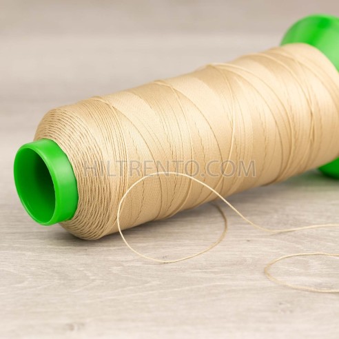 Hilo 40/3 poliéster 100% - Bobina 1200 mts