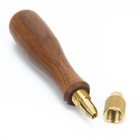 Mango para herramientas de mano con adaptador roscado