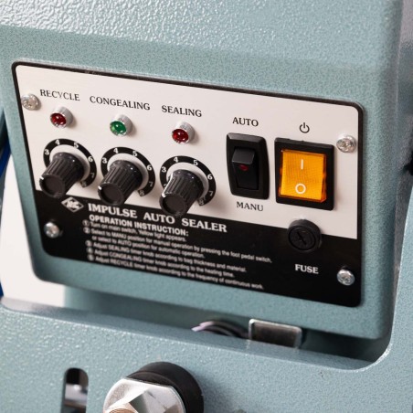 Máquina automática selladora térmica de bolsas y sacos vertical-horizontal doble resistencia con pedal eléctrico 600 mm