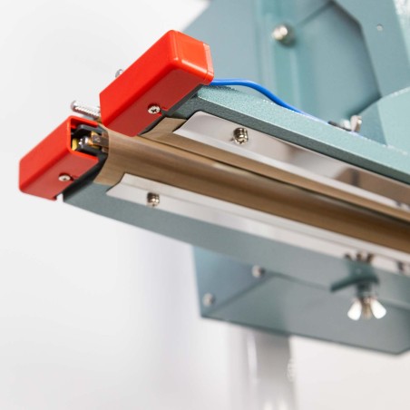 Máquina automática selladora térmica de bolsas y sacos vertical-horizontal doble resistencia con pedal eléctrico 600 mm