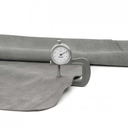 Piel serraje vacuno, color gris plomo, grosor 1,4 - 1,6 mm