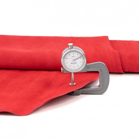 Piel serraje vacuno, color rojo, grosor 1,4 - 1,6 mm