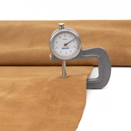 Piel serraje vacuno, color cuero, grosor 1,4 - 1,6 mm