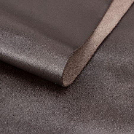 Piel Napa vacuno, color marrón, grosor 1,2 - 1,4 mm