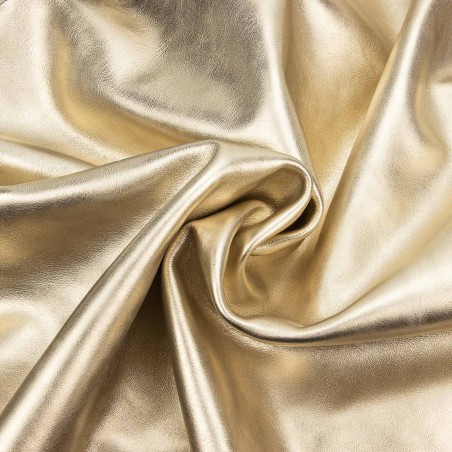 Piel napa vacuno laminada metalizada, color dorado champagne, grosor 1,2 - 1,4 mm